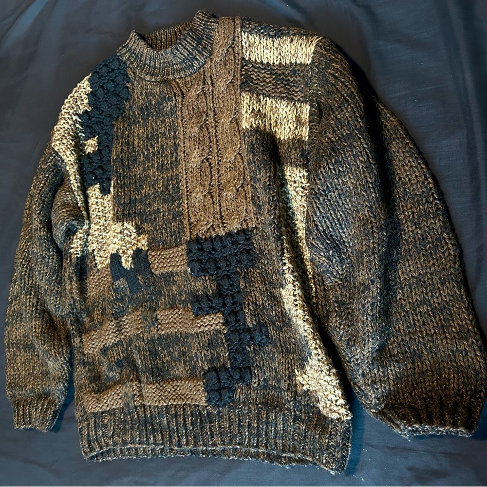 vintage brown sweater!